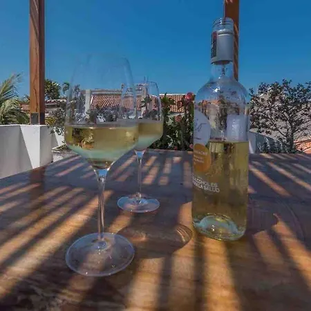 Nomada 5 Estrellas, Wifi, Piscina, Terraza, 12 Personas, Villa